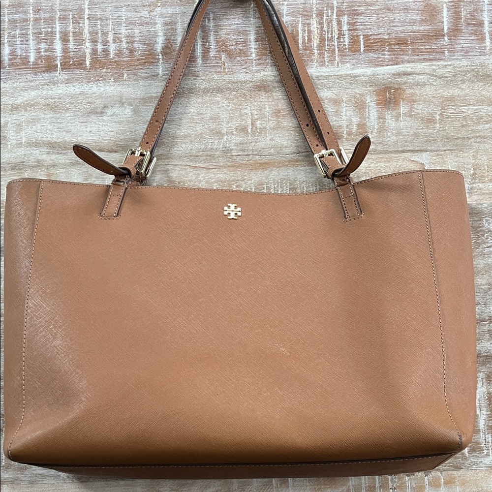 Tory Burch York Buckle Tote - Picture 5 of 15